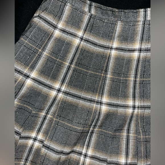 SUPERDRY Check Mini Skirt. Size 8! Never been worn. - Picture 3 of 5